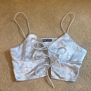 very cute blue/grey silk top!